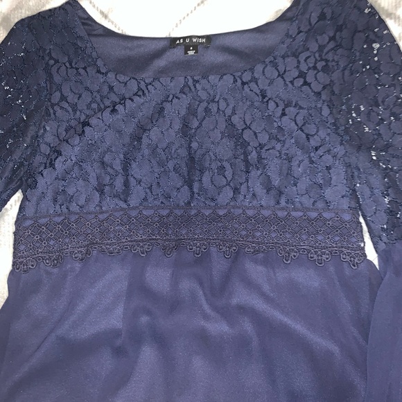 As u wish Bell sleeve and lace dress - Picture 2 of 4